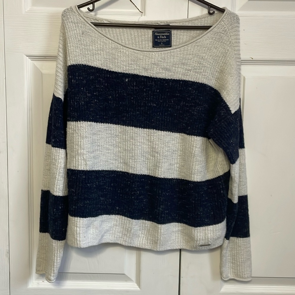100% Cotton Abercrombie and Fitch striped sweater small